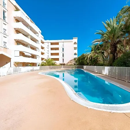 Appartement Hyeres Апартаменти *